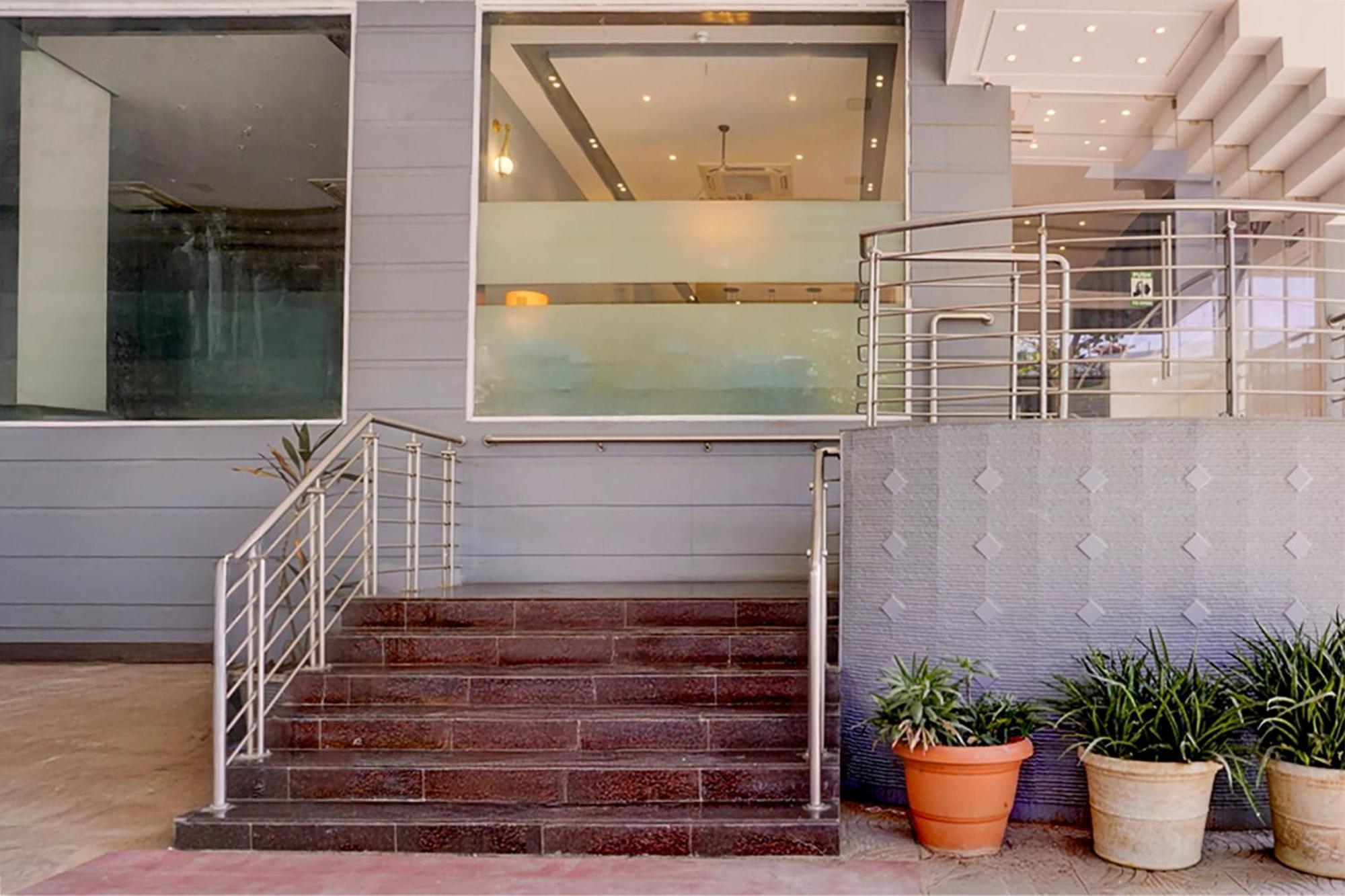 Super Townhouse Bombay Exhibition Centre Goregaon Extérieur photo